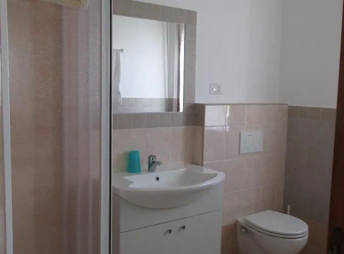 A Casa Di Gio' Bed & Breakfast 3*